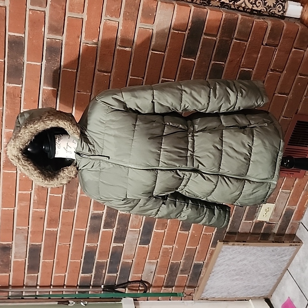 Size small GAP 3/4 coat